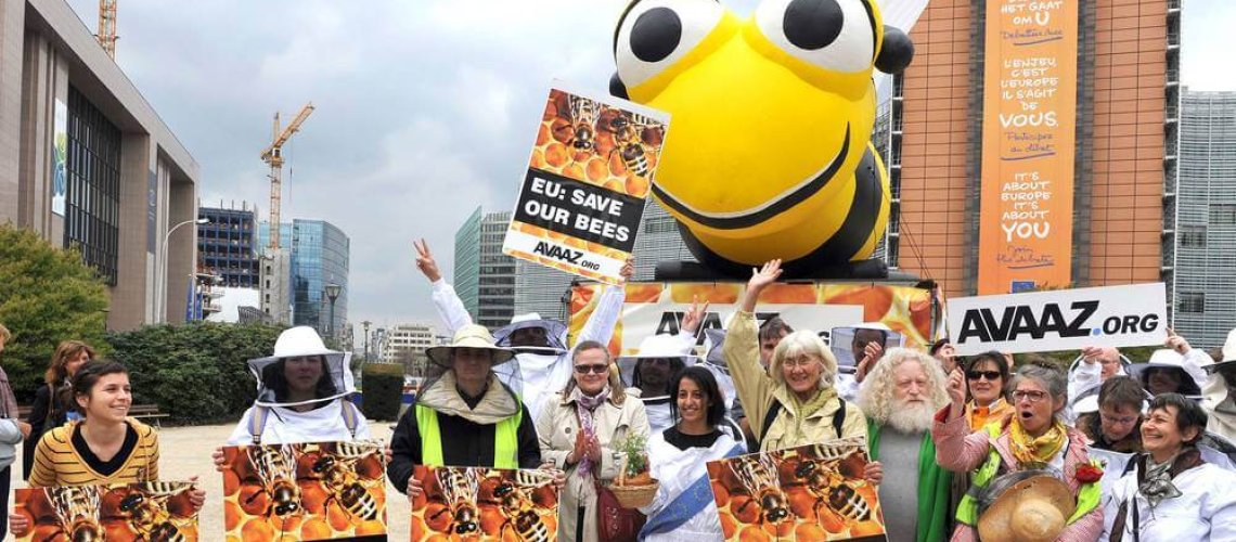 beekeepers-afp.jpg