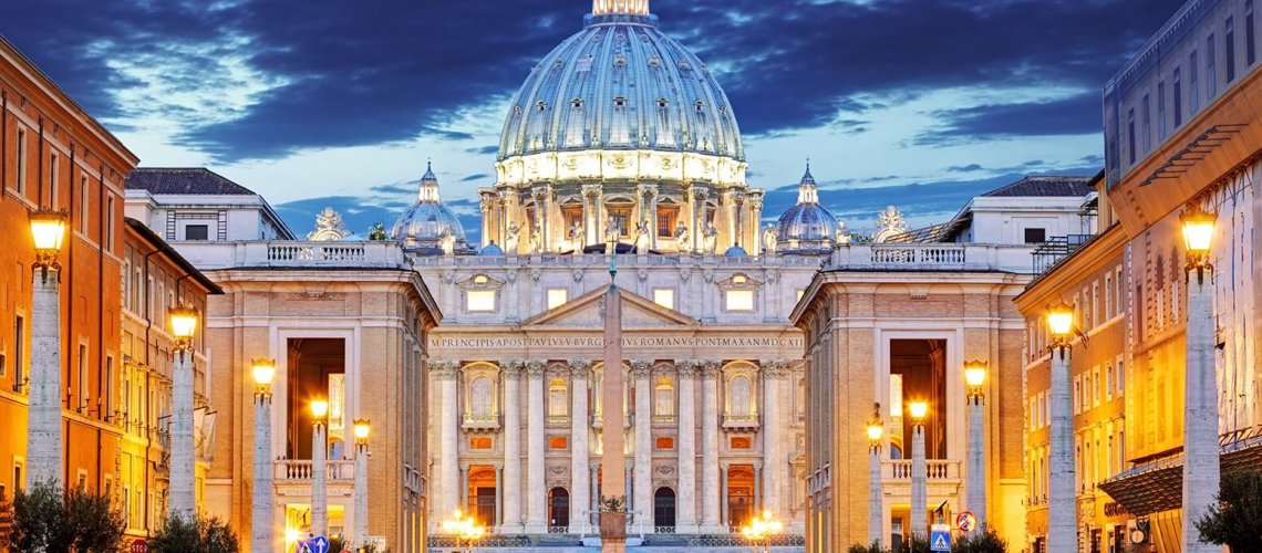 stock-vatican-peters-basilica-x-.jpg